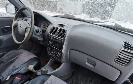 Hyundai Accent II, 2008 год, 260 000 рублей, 3 фотография
