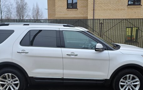 Ford Explorer VI, 2012 год, 1 700 000 рублей, 2 фотография