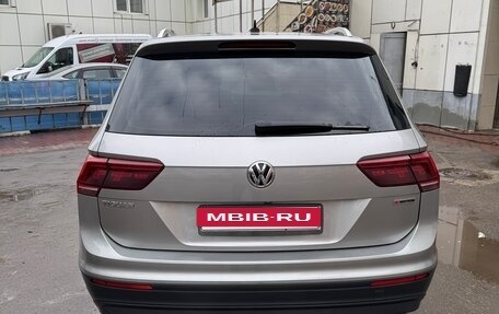 Volkswagen Tiguan II, 2018 год, 2 850 000 рублей, 6 фотография