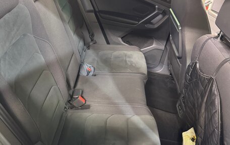 Volkswagen Tiguan II, 2018 год, 2 850 000 рублей, 15 фотография