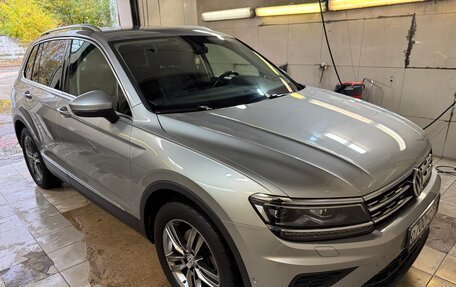 Volkswagen Tiguan II, 2018 год, 2 850 000 рублей, 24 фотография