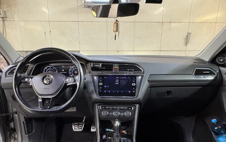 Volkswagen Tiguan II, 2018 год, 2 850 000 рублей, 29 фотография