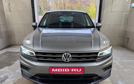 Volkswagen Tiguan II, 2018 год, 2 850 000 рублей, 30 фотография