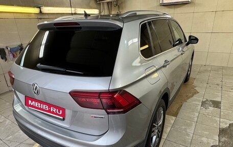 Volkswagen Tiguan II, 2018 год, 2 850 000 рублей, 26 фотография