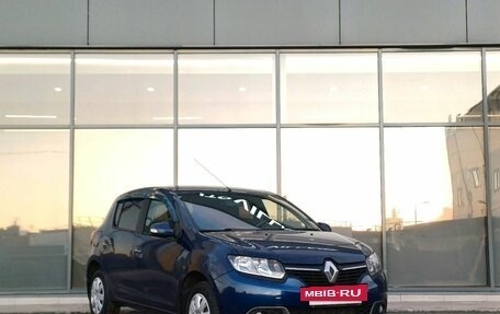 Renault Sandero II рестайлинг, 2014 год, 595 000 рублей, 2 фотография