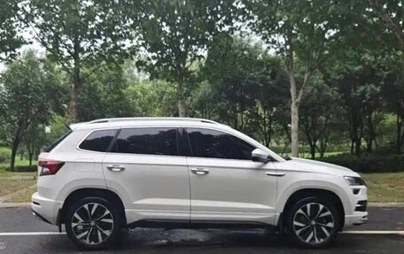 Skoda Karoq I, 2021 год, 1 990 000 рублей, 5 фотография