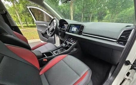 Skoda Karoq I, 2021 год, 1 990 000 рублей, 10 фотография