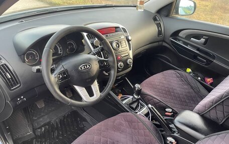 KIA cee'd I рестайлинг, 2010 год, 615 000 рублей, 10 фотография