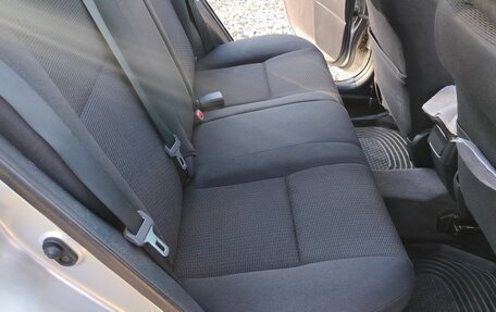 Toyota Corolla, 2005 год, 799 000 рублей, 20 фотография