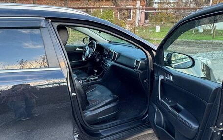 KIA Sportage IV рестайлинг, 2018 год, 2 050 000 рублей, 10 фотография