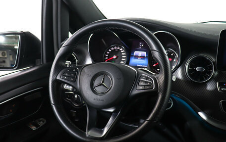 Mercedes-Benz V-Класс, 2022 год, 9 900 000 рублей, 15 фотография