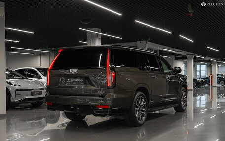 Cadillac Escalade V, 2021 год, 9 970 000 рублей, 4 фотография