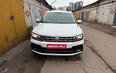 Volkswagen Tiguan II, 2018 год, 2 350 000 рублей, 5 фотография