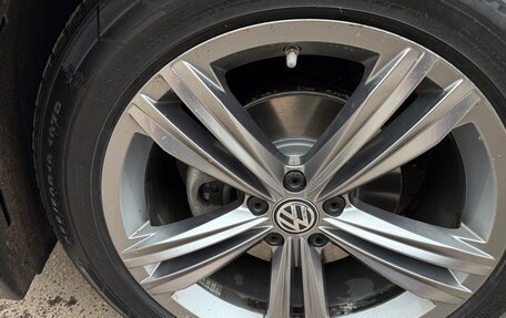 Volkswagen Tiguan II, 2018 год, 2 350 000 рублей, 15 фотография