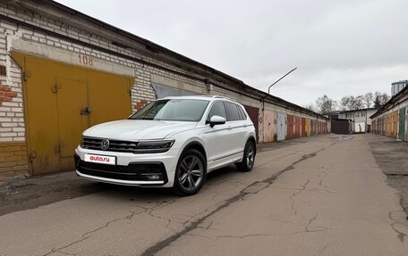 Volkswagen Tiguan II, 2018 год, 2 350 000 рублей, 17 фотография