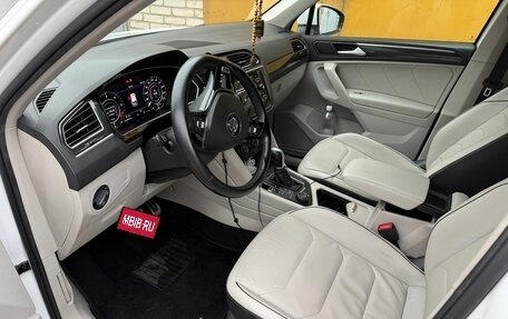 Volkswagen Tiguan II, 2018 год, 2 350 000 рублей, 9 фотография