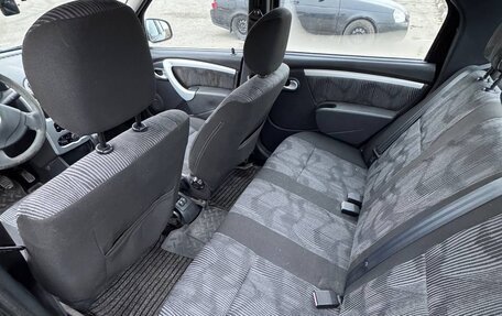 Renault Logan I, 2010 год, 690 000 рублей, 4 фотография