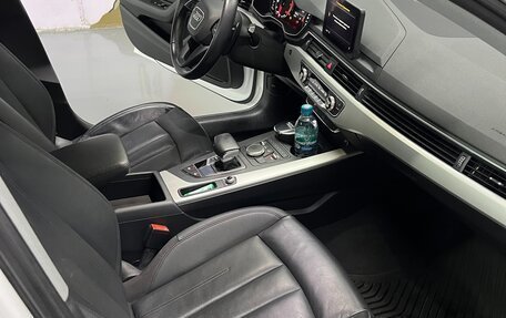 Audi A4, 2019 год, 2 600 000 рублей, 10 фотография