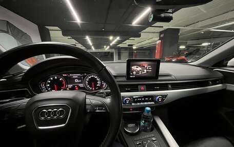 Audi A4, 2019 год, 2 600 000 рублей, 6 фотография
