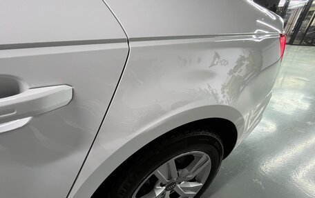 Audi A4, 2019 год, 2 600 000 рублей, 16 фотография