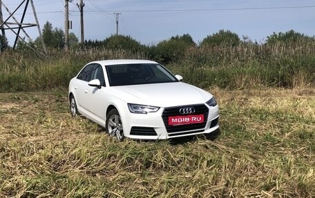 Audi A4, 2019 год, 2 600 000 рублей, 17 фотография