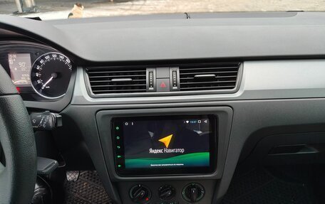 Skoda Rapid I, 2017 год, 1 100 000 рублей, 22 фотография