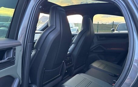 Porsche Cayenne III, 2025 год, 18 990 000 рублей, 11 фотография