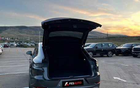 Porsche Cayenne III, 2025 год, 18 990 000 рублей, 26 фотография