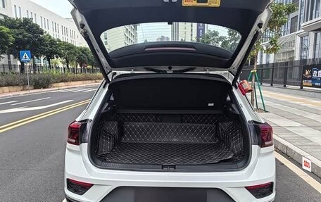 Volkswagen T-Roc I, 2022 год, 1 925 000 рублей, 8 фотография