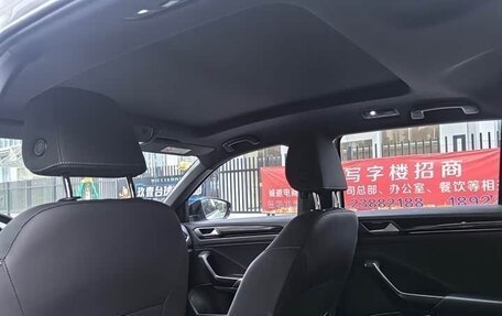 Volkswagen T-Roc I, 2022 год, 1 925 000 рублей, 18 фотография