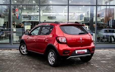 Renault Sandero II рестайлинг, 2016 год, 1 000 000 рублей, 6 фотография