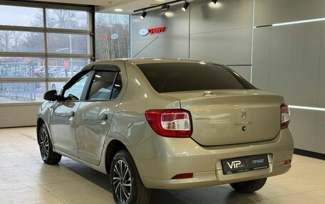 Renault Logan II, 2018 год, 797 000 рублей, 4 фотография