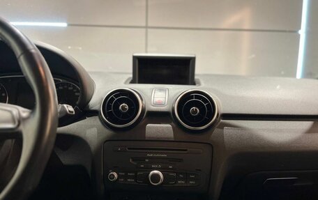 Audi A1, 2010 год, 1 010 000 рублей, 15 фотография