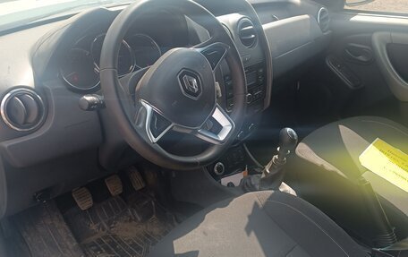 Renault Duster I рестайлинг, 2019 год, 950 000 рублей, 6 фотография