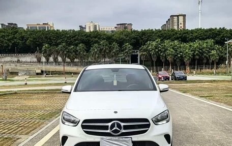 Mercedes-Benz B-Класс, 2021 год, 1 800 005 рублей, 4 фотография