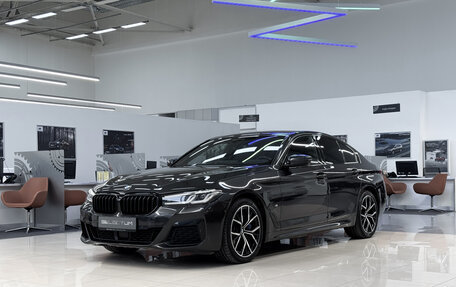 BMW 5 серия, 2021 год, 5 550 000 рублей, 1 фотография