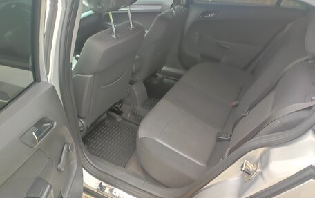 Opel Astra H, 2011 год, 675 000 рублей, 11 фотография