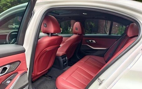 BMW 3 серия, 2022 год, 3 400 000 рублей, 15 фотография