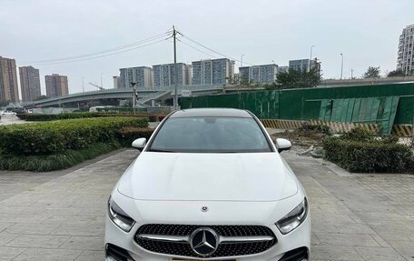Mercedes-Benz A-Класс, 2022 год, 1 970 000 рублей, 2 фотография