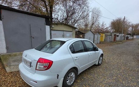 Suzuki SX4 II рестайлинг, 2010 год, 850 000 рублей, 3 фотография