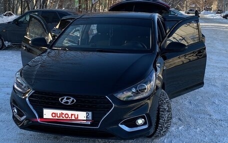 Hyundai Solaris II рестайлинг, 2019 год, 1 400 000 рублей, 2 фотография