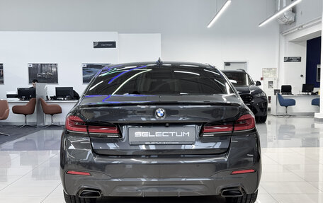 BMW 5 серия, 2021 год, 5 550 000 рублей, 6 фотография