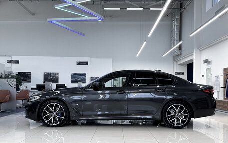 BMW 5 серия, 2021 год, 5 550 000 рублей, 4 фотография