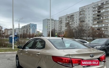 KIA Rio III рестайлинг, 2015 год, 865 000 рублей, 6 фотография