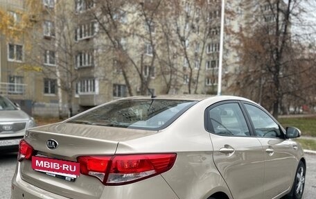 KIA Rio III рестайлинг, 2015 год, 865 000 рублей, 3 фотография