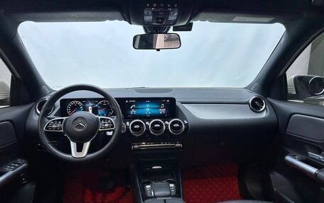 Mercedes-Benz GLA, 2021 год, 1 970 000 рублей, 10 фотография