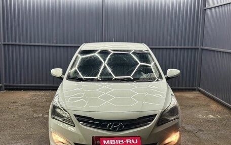 Hyundai Solaris II рестайлинг, 2015 год, 879 000 рублей, 2 фотография