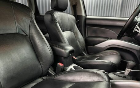 Mitsubishi Outlander III рестайлинг 3, 2008 год, 1 099 000 рублей, 18 фотография