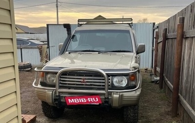 Mitsubishi Pajero III рестайлинг, 1992 год, 700 000 рублей, 1 фотография
