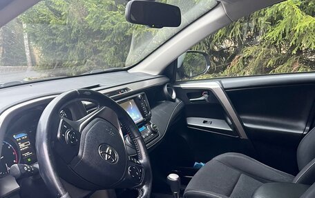 Toyota RAV4, 2017 год, 2 500 000 рублей, 6 фотография